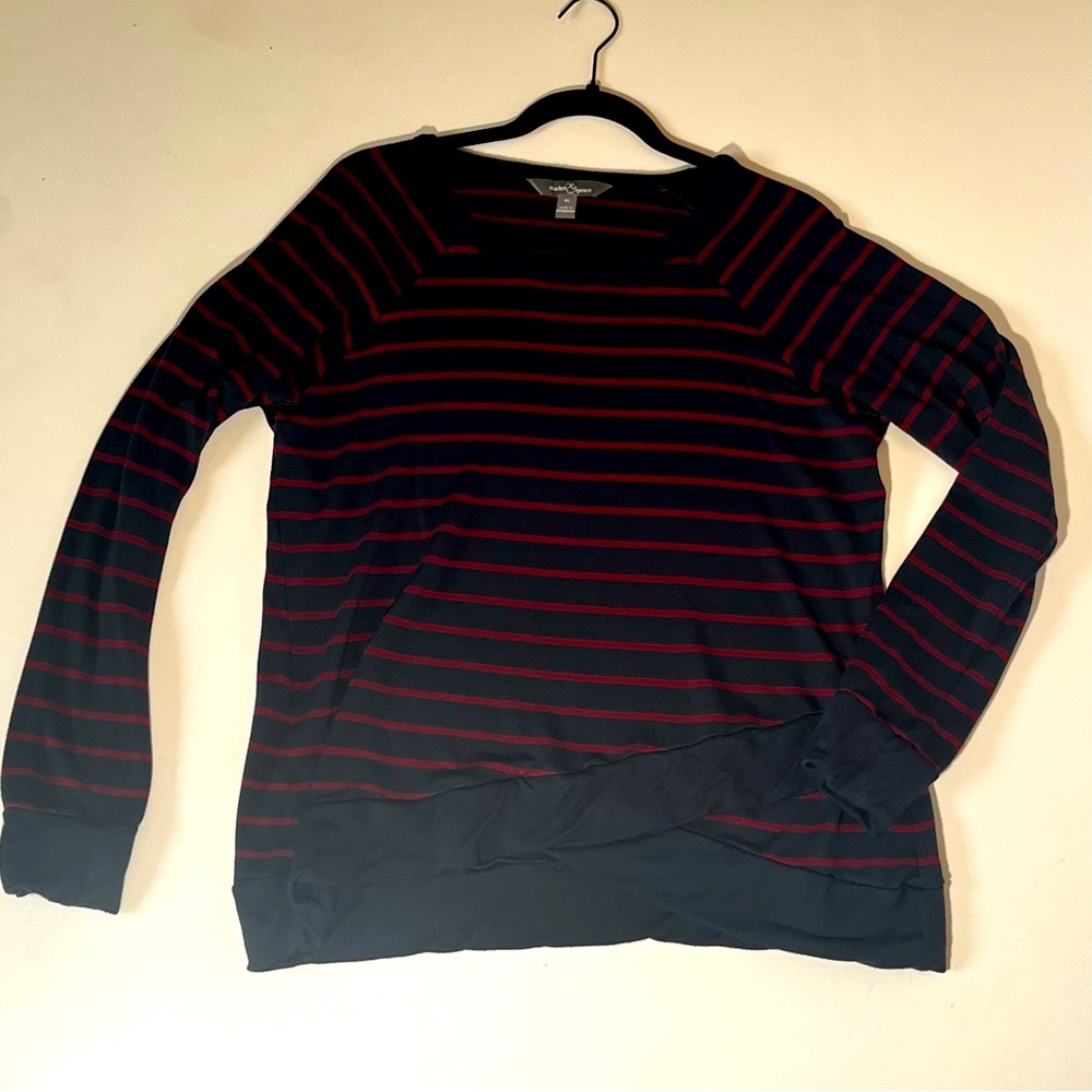 Navy and burgundy soft long sleeve sweater.
